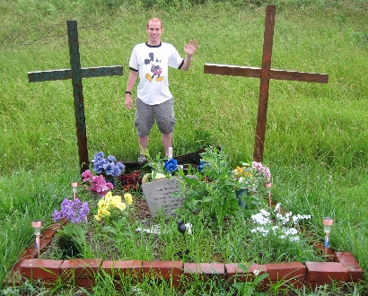 Memorial For Brendan Hulett And Lynn Plummer